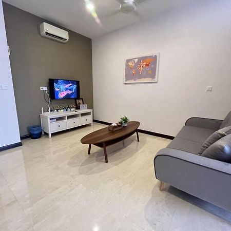 Silverscape Seaview Residences Melaka Luaran gambar